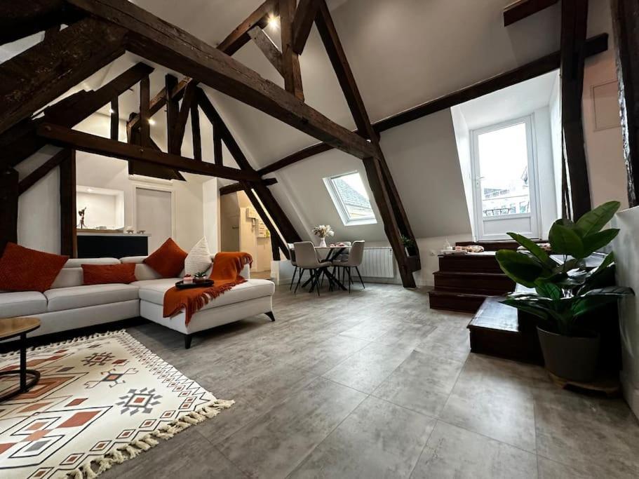 Apartment Charme, Poutres Et Elegance
